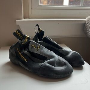 La Sportiva Cobra Slip-on Climbing Shoes